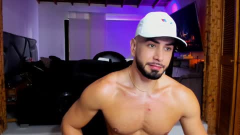 Zac  Jhordan online show from December 21, 3:20 pm
