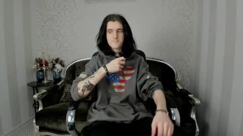 zack_bev online show from January 13, 7:10 pm