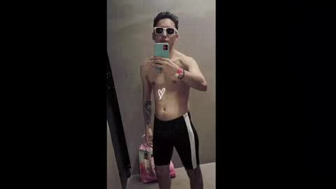 zack_isback online show from May 22, 4:25 pm