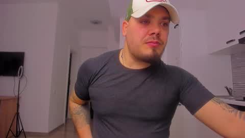 Zack online show from March 11, 10:35 pm