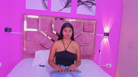 Zafira brown online show from June 16, 3:10 am