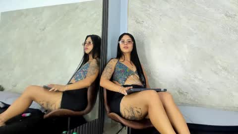 Zafiro online show from April 13, 8:02 pm