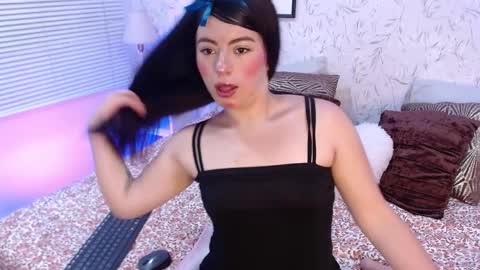  Zafiro   online show from March 29, 3:35 pm