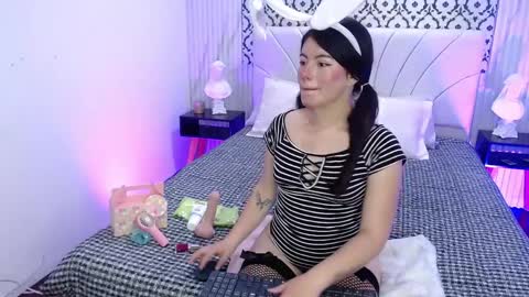  Zafiro   online show from March 31, 3:40 am