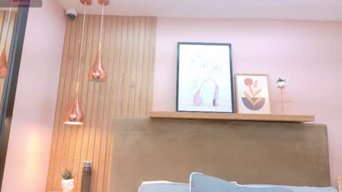 ZAHARA  online show from March 14, 8:35 pm