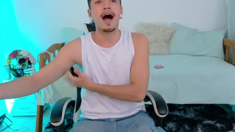 Zahir Raw online show from April 10, 10:25 pm