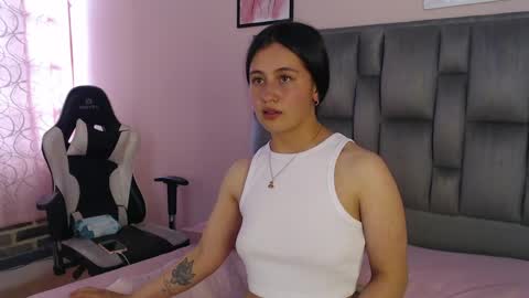 Zaida online show from June 3, 6:02 pm