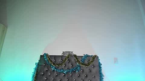 Zaira online show from December 3, 5:46 pm