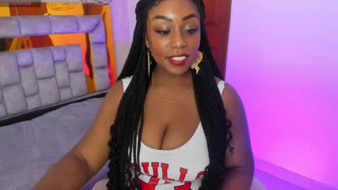   online show from April 13, 8:02 pm