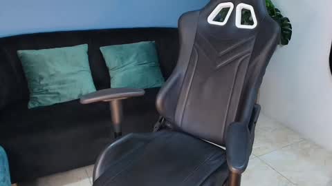 zamira_taylor online show from November 26, 5:16 am