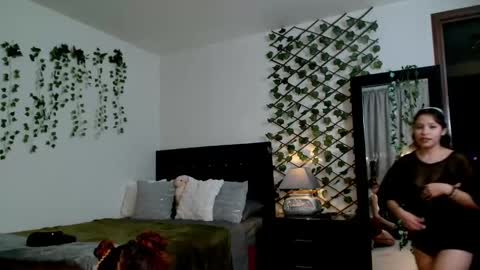 Snapshot of zandra6ghal chatting on October 9, 2:06 am zandra6ghal online show from October 9, 2:06 am