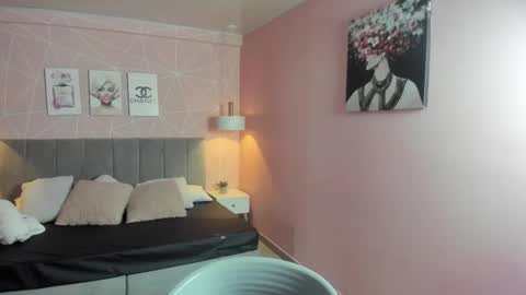 Zara Sweet  online show from October 27, 1:22 pm