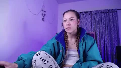 Snapshot of zaracollinx chatting on March 8, 5:38 am Zara online show from March 8, 5:38 am