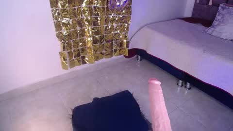 Snapshot of zaracollinx chatting on January 30, 1:33 am Zara online show from January 30, 1:33 am