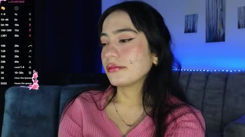 Snapshot of zaradames_ chatting on October 19, 2:49 am zaradames_ online show from October 19, 2:49 am
