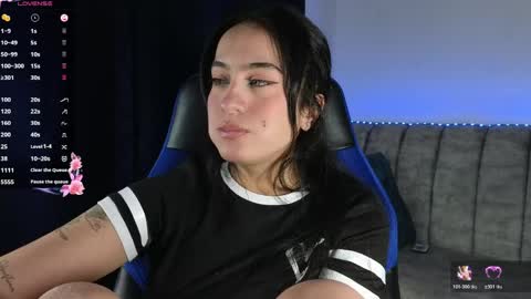 zaradames_ online show from April 2, 4:09 am