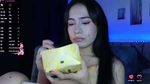 Snapshot of zaradames_ chatting on October 15, 3:10 am zaradames_ online show from October 15, 3:10 am