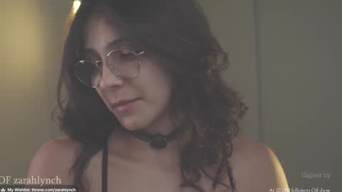 Miss Lynch   Next show  2911 online show from December 4, 2:22 am