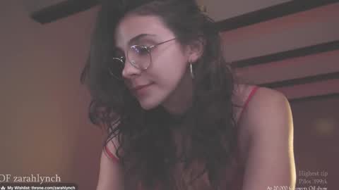 Miss Lynch   Next show  2911 online show from November 26, 2:20 am