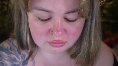 Lola online show from July 9, 7:51 pm