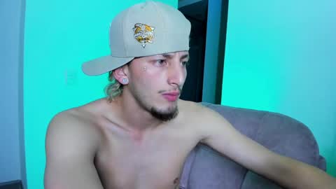 Zarcoo online show from April 11, 7:45 am