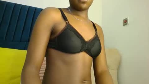 zariah online show from March 23, 7:19 pm