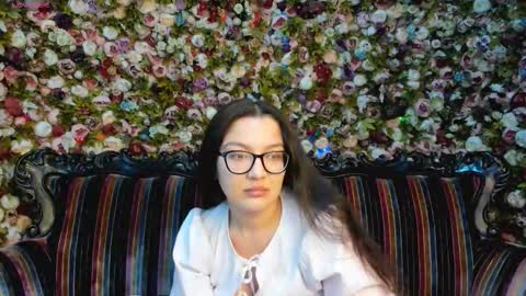 Snapshot of zarifabevi chatting on October 15, 12:06 pm Zarifa online show from October 15, 12:06 pm
