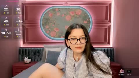 Snapshot of zarifabevi chatting on October 9, 3:06 pm Zarifa online show from October 9, 3:06 pm