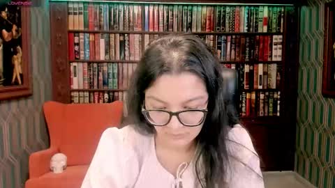 Snapshot of zarifabevi chatting on October 17, 8:57 pm Zarifa online show from October 17, 8:57 pm