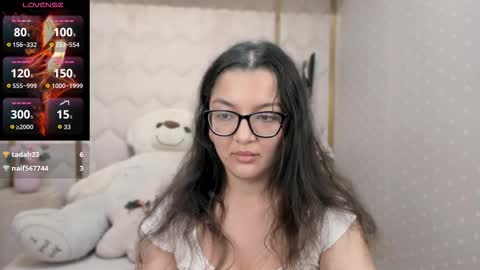Snapshot of zarifabevi chatting on September 25, 1:51 pm Zarifa online show from September 25, 1:51 pm