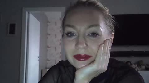 Zarina Swift online show from November 1, 10:03 am