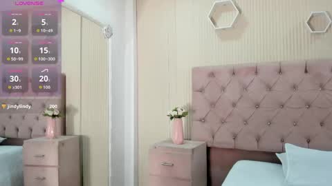 Zarina Waynne online show from May 6, 2:23 pm