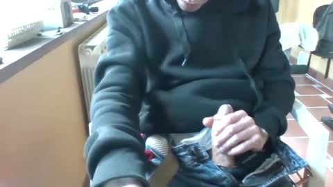 Snapshot of zarlok88 chatting on January 3, 2:08 pm zarlok88 online show from January 3, 2:08 pm