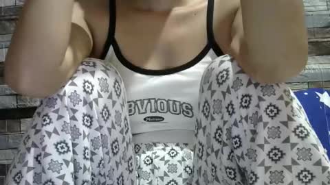 zavannah online show from February 1, 2:08 am