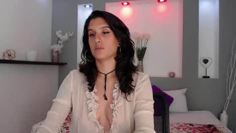 Karolyne online show from February 20, 2:35 pm