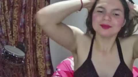 zelda_princess77 online show from November 14, 7:10 am