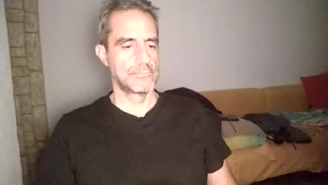 Snapshot of zenikk chatting on October 28, 4:52 pm zenikk online show from October 28, 4:52 pm