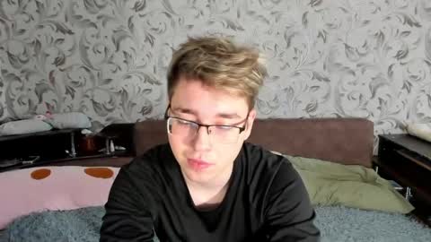 Ethan online show from May 24, 3:36 am