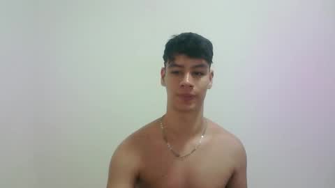 Snapshot of zeus_183 chatting on September 30, 12:43 am zeus_183 online show from September 30, 12:43 am