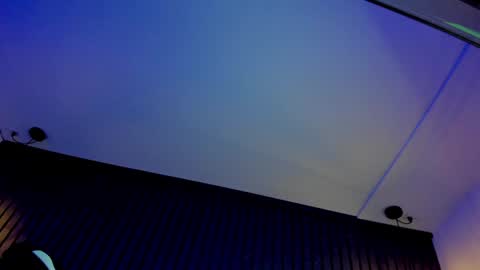 zeus online show from February 8, 6:54 am