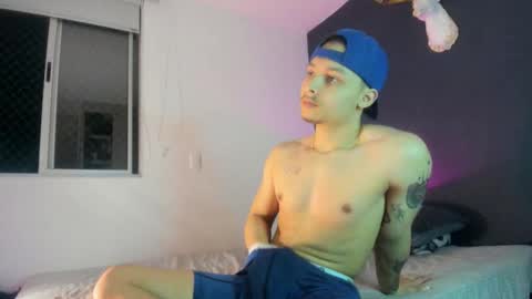 zeus online show from March 11, 1:52 am