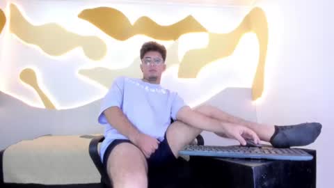 zeustrys online show from July 28, 3:21 pm