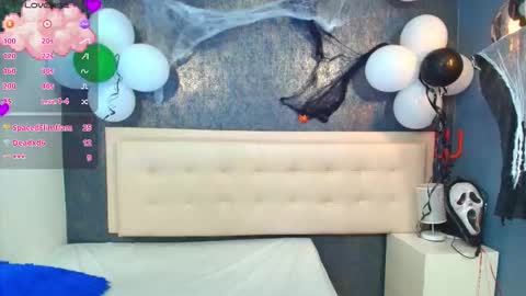 ZHAMIRA  ANDRES online show from October 31, 12:22 am