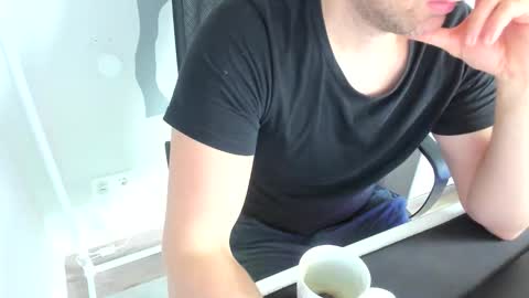 ziemlichflutschig online show from March 17, 7:35 am