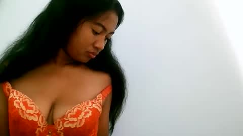 elly online show from March 13, 7:22 am