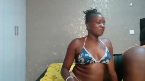 Zinadine online show from January 17, 6:28 pm