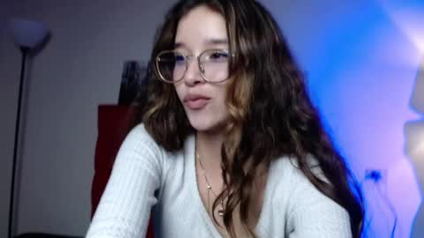 zoe_dear online show from March 6, 9:47 pm