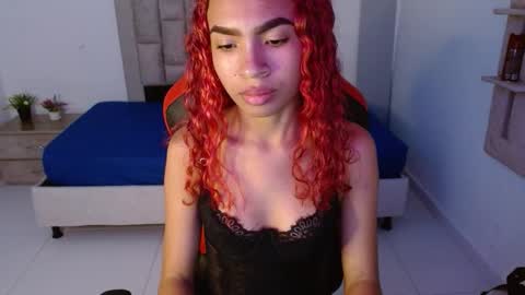 Snapshot of zoe_galli chatting on October 14, 4:04 am zoe_galli online show from October 14, 4:04 am