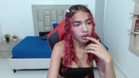 Snapshot of zoe_galli chatting on October 17, 11:31 pm zoe_galli online show from October 17, 11:31 pm