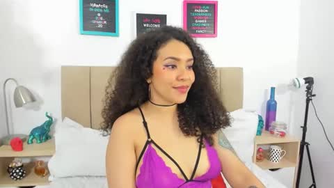 Snapshot of zoe_gruber chatting on March 9, 3:54 am Zoe Gruber online show from March 9, 3:54 am